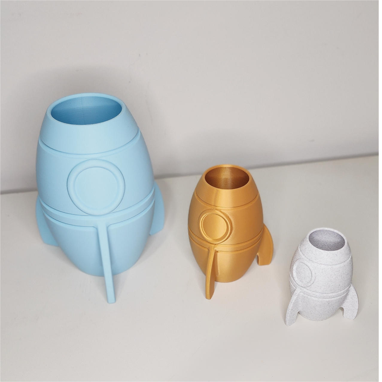 Rocket Ship Plant Pot – Designed and Made by Plant Support