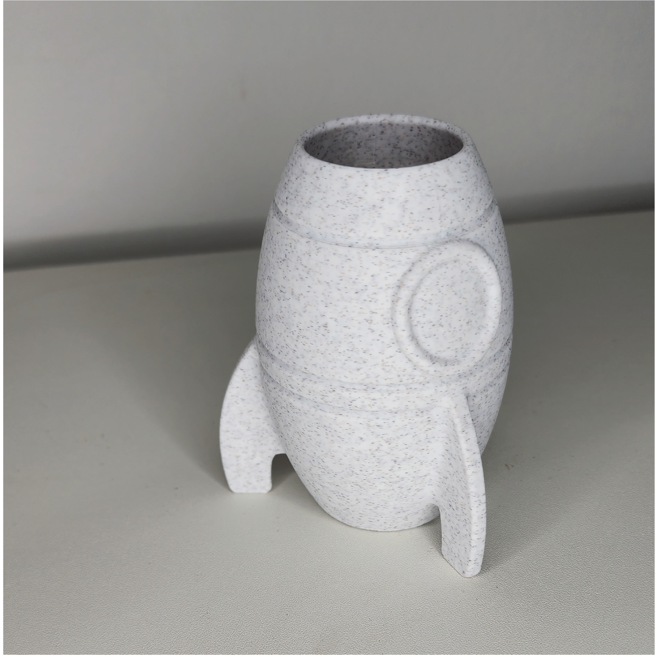 Rocket Ship Plant Pot – Designed and Made by Plant Support